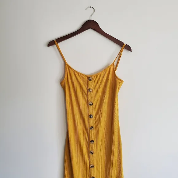 MAGAZINE | Golden mustard yellow button down maxi / midi dress (Size M) - Picture 10 of 10